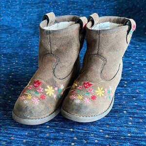 Hanna Andersson play condition Embroidered Brown Kids Boots